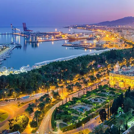 Ab Vialia Estacion Onlymalaga - Parking アパート *
